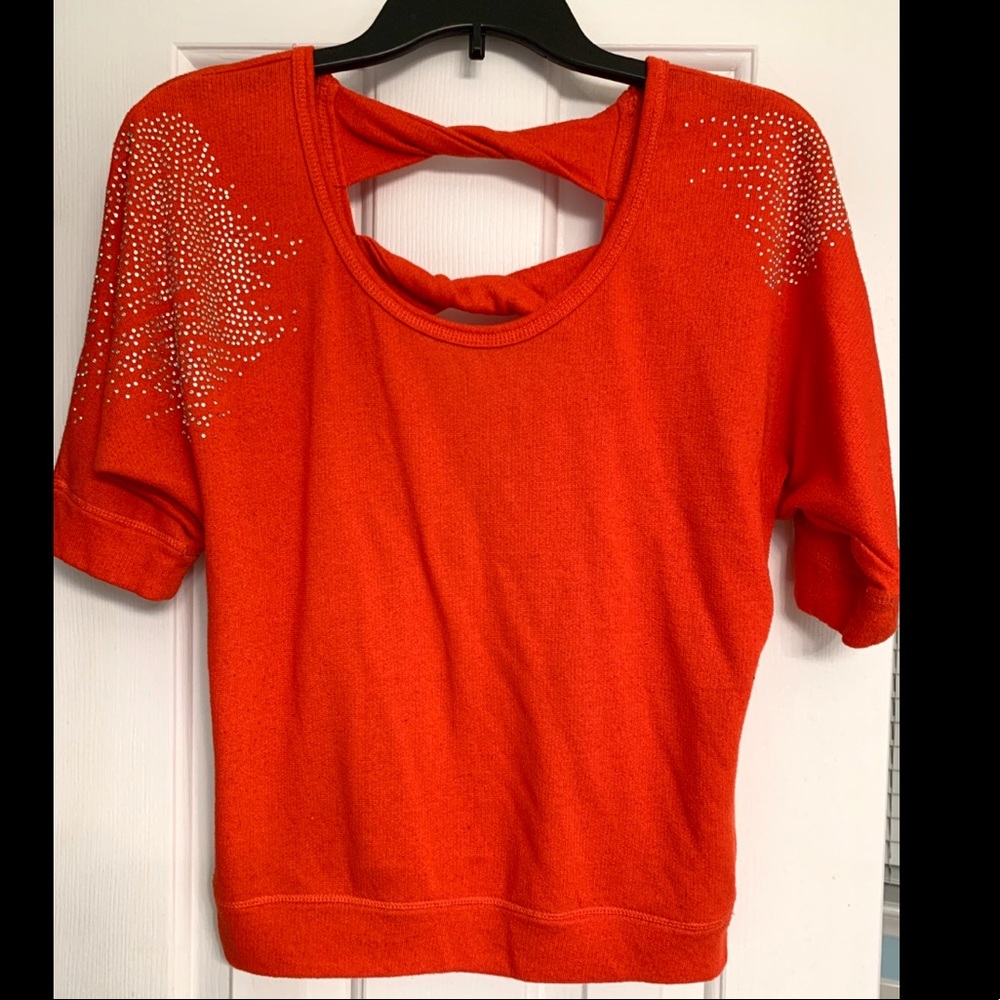 Backless shirt